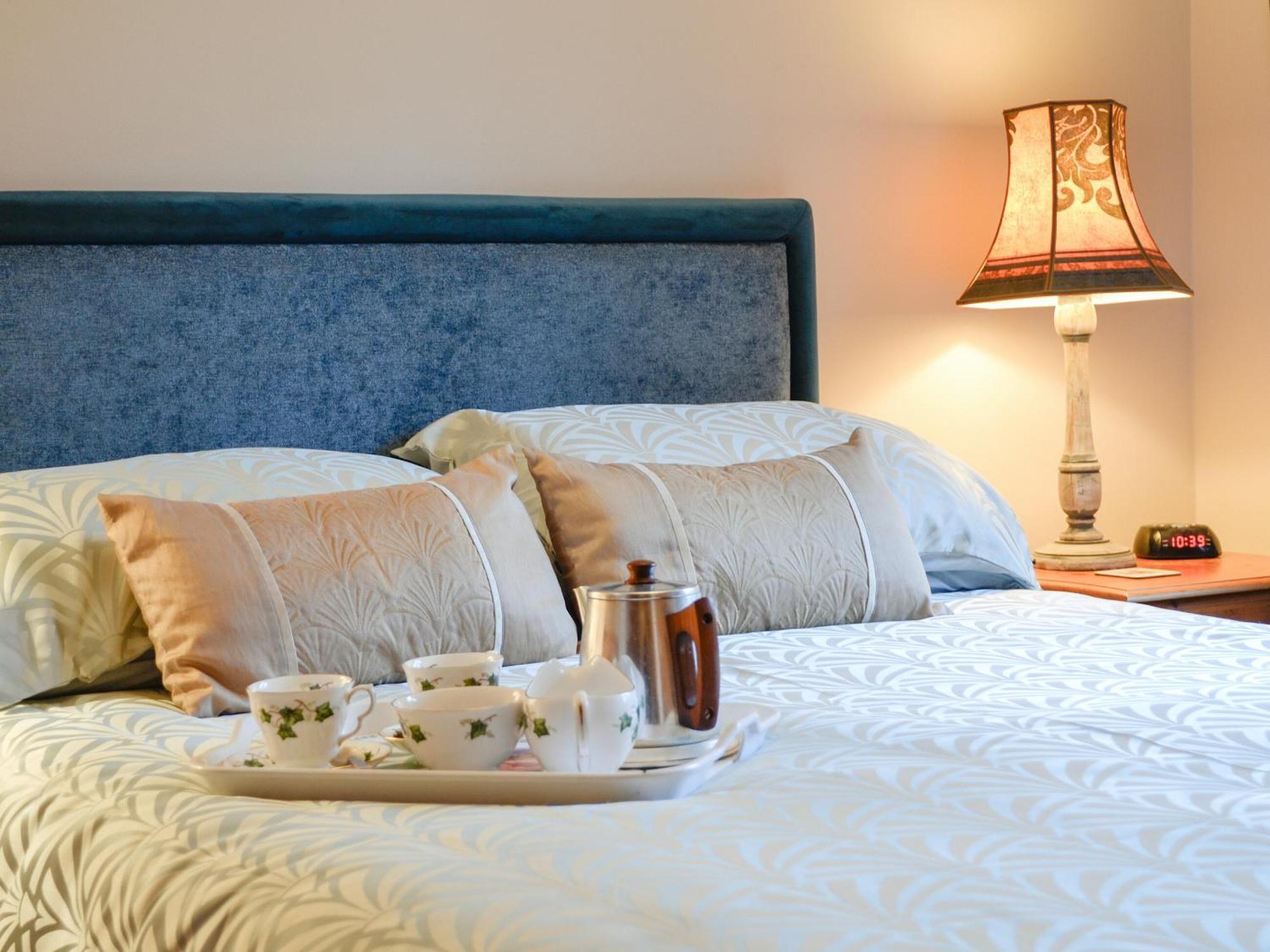 Toll Bridge Lodge Банкори Экстерьер фото